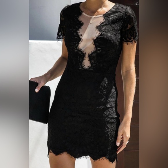 NWT Storia Black Lace Illusion-Detail Mini Dress – Size M (Fits Like S) - Picture 2 of 9